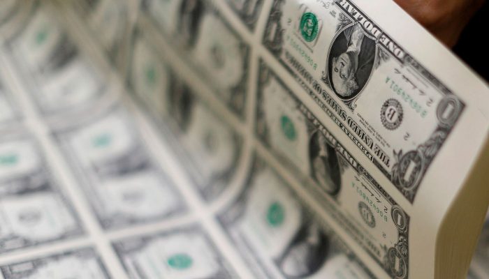 05102020dolar1380.jpg