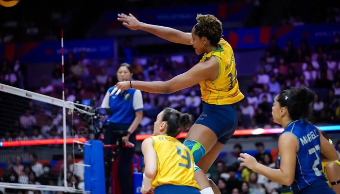1784641581_ana_cristina_ponteira_brasil_vence_polonia_liga_das_nacoes_2026.jpg
