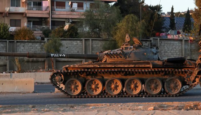 2024-12-08t154203z_302751294_rc22lbatpi3g_rtrmadp_3_syria-security.jpg