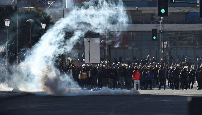 2026-05-14t234950z_1526776793_rc289labc1xn_rtrmadp_3_bolivia-protest.jpg