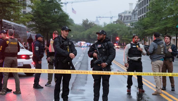 2026-05-23t234027z_1068066734_rc2bflai4rrk_rtrmadp_3_usa-washington-shooting.jpg