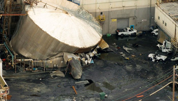2026-05-27t165459z_1227551878_rc28hlat5gvy_rtrmadp_3_usa-washington-chemical-tank.jpg
