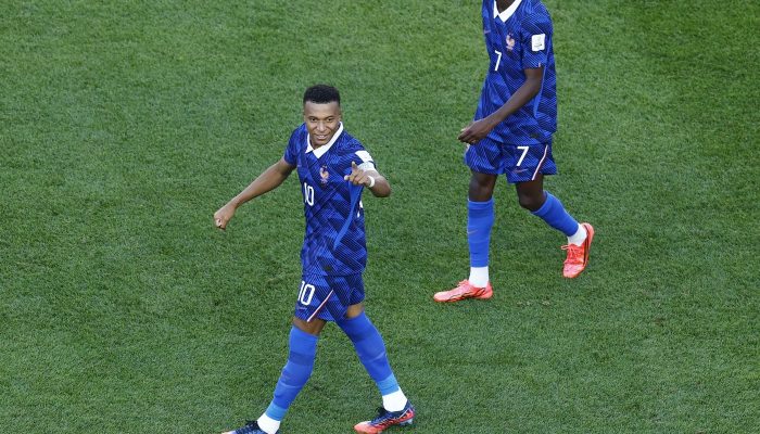 2026-07-04t223528z_1950860203_up1em741qr226_rtrmadp_3_soccer-worldcup-pry-fra.jpg