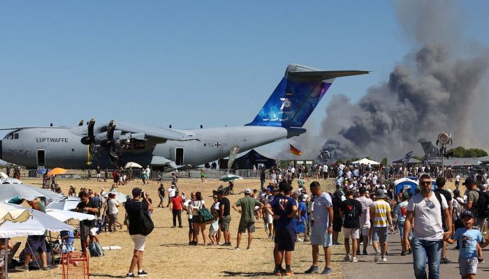 2026-09-05t134857z_1087671500_rc21dna3kl9d_rtrmadp_3_greece-airshow-crash.jpg