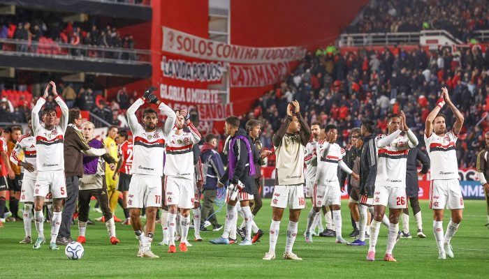 2026-10-16t023123z_1861149351_up1emag0708tw_rtrmadp_3_soccer-libertadores-esu-fla.jpg