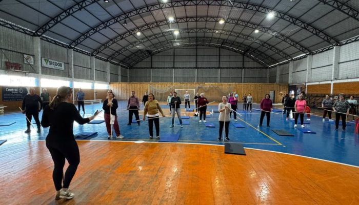 60-extensao-01-promove-primeira-turma-de-alongamento-e-relaxamento-com-mais-de-30-participantes17876.jpeg