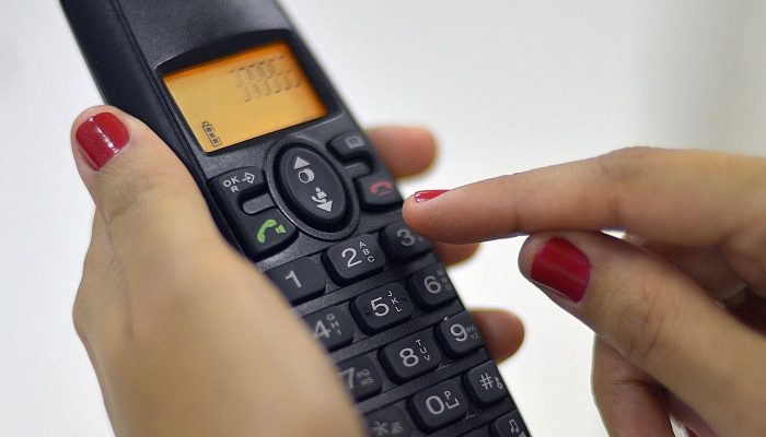 905168-telefone20fixo208.jpg