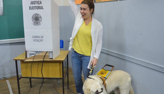 934063-bh_eleiC3A7oes202014_deficiente_1.jpg