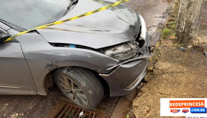 amotociclista-fica-ferido-apos-avancar-em-cruzamento-e-bater-contra-carro-em-sao-domingos-c3a329be1d.jpeg