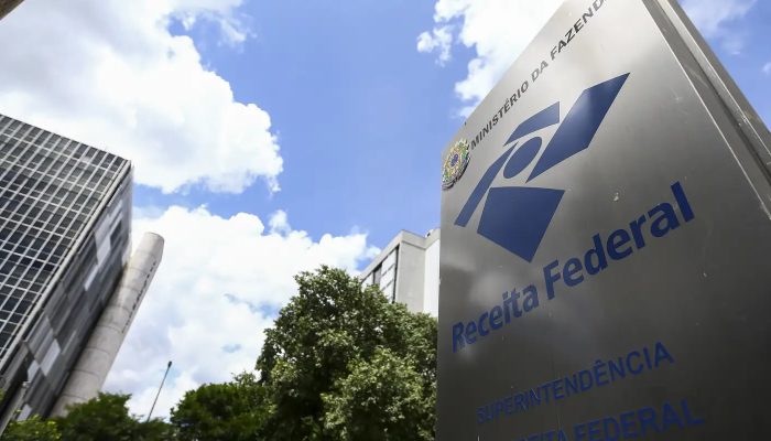 arrecadacao-federal-bate-recorde-com-r-229-2-bilhoes-em-marco1777415284.jpg