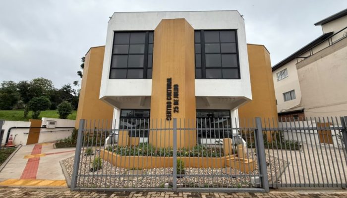 centro-cultural-25-de-julho-sera-reaberto-na-proxima-semana-e-ja-recebe-agendamentos1792082178.jpg