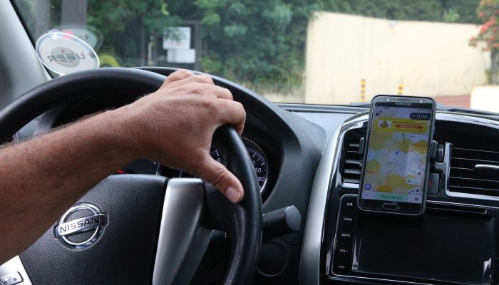 cmn-veta-taxa-de-cadastro-em-credito-para-motoristas-de-app1782434171.jpg