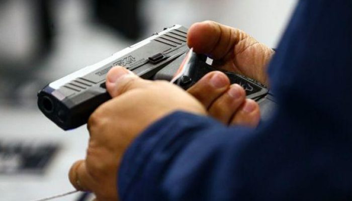 comissao-da-camara-aprova-projeto-que-flexibiliza-posse-e-porte-de-arma-de-fogo.jpg