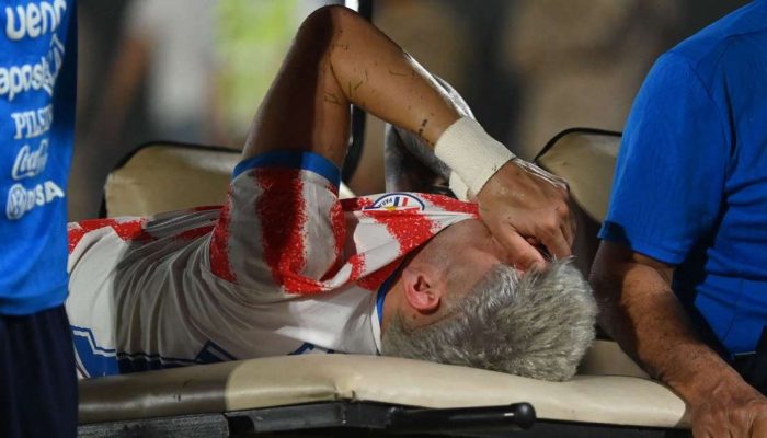 copa-do-mundo-apos-deixar-amistoso-na-maca-destaque-do-paraguai-volta-a-treinar-e-anima-selecao-juli.jpeg