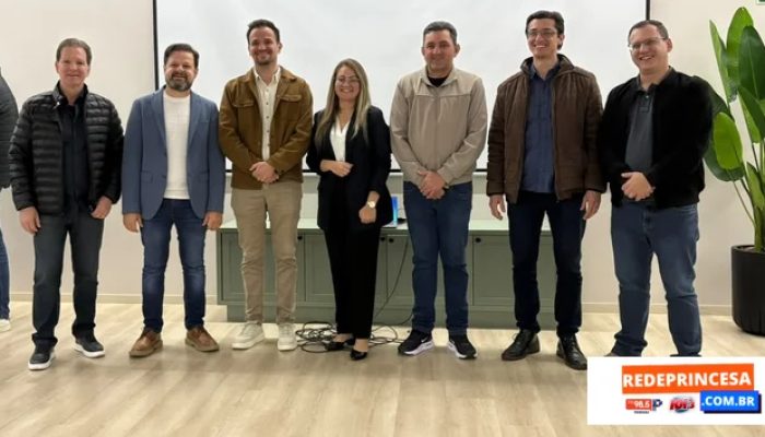 economiainovarejoelancadoemxanxerecompropostadeaproximarvarejoregionaldetecnologiaeinovacao1901_6a8d.jpeg