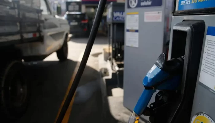 falta-de-diesel-atinge-142-municipios-do-rs-aponta-levantamento-1450x850-6297c4b1.webp.webp