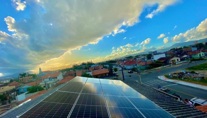 feirao-energia-solar-vale-rio-tijucas-1.jpg