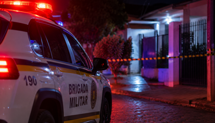 feminicidio-em-erechim-mulher-e-morta-no-bairro-atlantico-e-suspeito-e-preso-em-flagrante.png