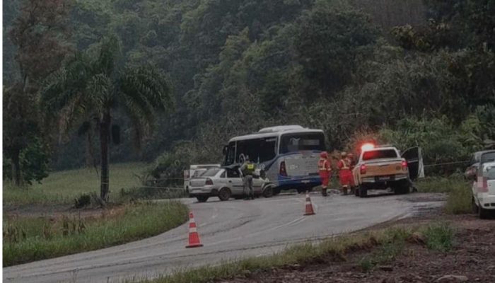 grave-acidente-na-ers-126-deixa-duas-pessoas-mortas-em-sao-joao-da-urtiga.jpg