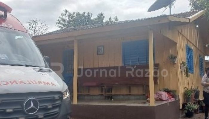idoso-85-anos-ciumes-morto-atacar-esposa-facadas-chapeco.jpg