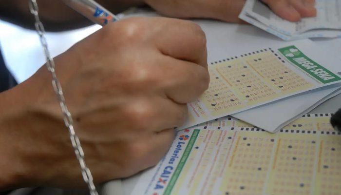 mega-sena-acumula-para-r-76-milhoes-confira-os-numeros-sorteados1788914714.jpg
