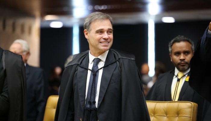 mendonca-delacao-dark-horse-solta-filho-careca-inss.jpg