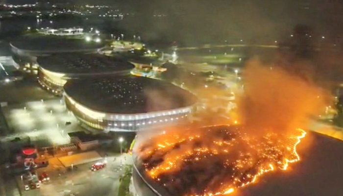 ncendio_atinge_velodromo_do_parque_olimpico_no_rio.jpg