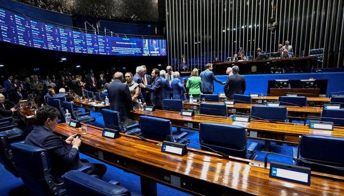 pec-da-seguranca-oposicao-propoe-reduzir-maioridade-penal-para-14-anos.jpg