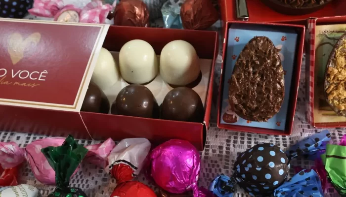 pesquisa-aponta-que-90-dos-consumidores-comprarao-chocolate-na-pascoa1774992535-1450x850-ad620e5b.we_.webp