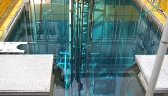 piscina-iear1.jpg