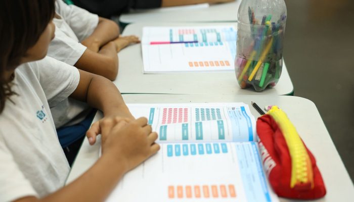 prazo-para-escolas-escolherem-livros-didaticos-para-2027-termina-hoje1789141510.jpg