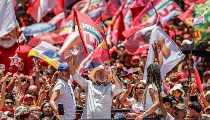 pt-mira-eleitores-da-classe-c-para-ampliar-votacao-de-lula-no-rs.jpg