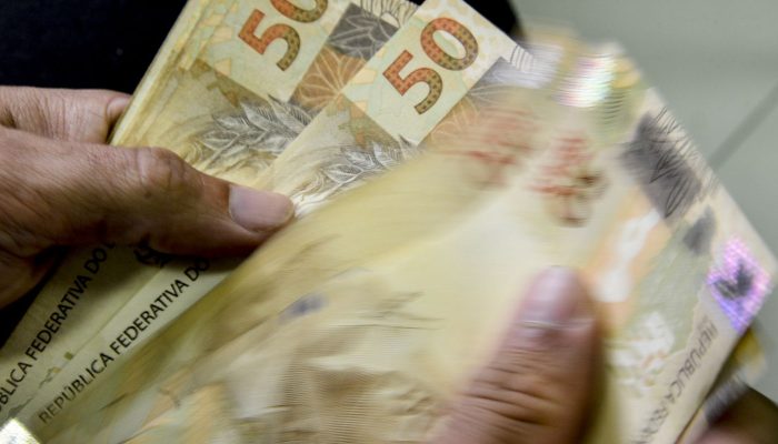 real_moeda_dinheiro_mcajr_2904223671.jpg