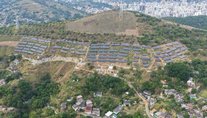 usina_solar_no_morro_do_boa_vista_em_niteroi-rj._credito_-_leonardo_simplicio_1.jpg